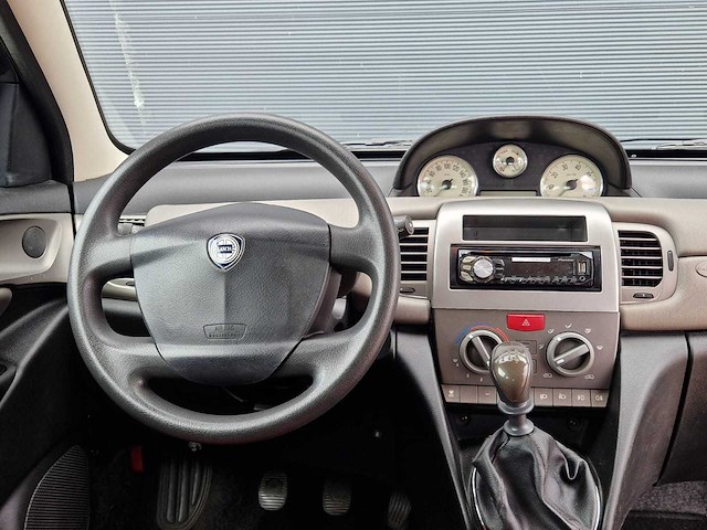 Lancia - 2005 - ypsilon - 1.2-16v oro - 79-rt-zg - afbeelding 5 van  20