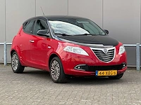 Lancia - 2012 - ypsilon - 0.9 twinair platinum - 44-xbg-6 - afbeelding 9 van  14