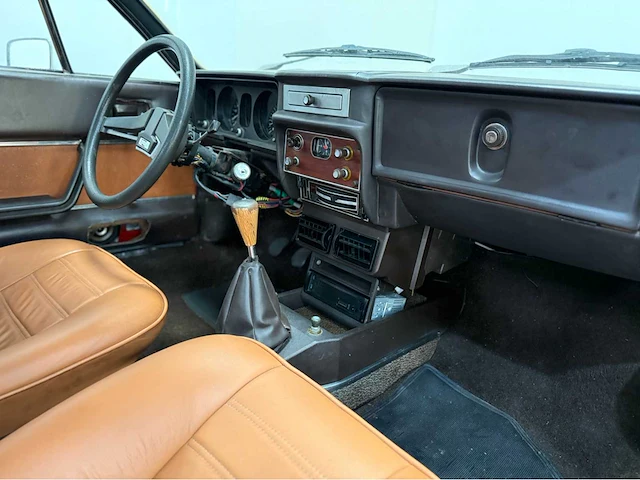 Lancia - beta - oldtimer - 1978 - afbeelding 4 van  28