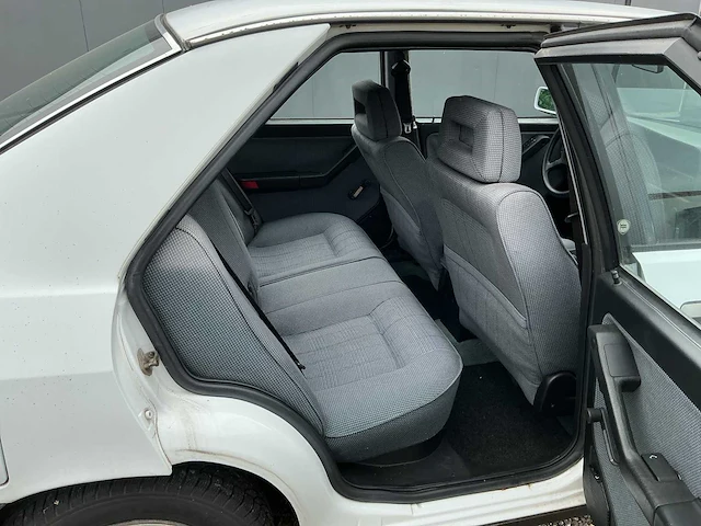 Lancia - dedra - 1.6 i.e. - youngtimer > 15 - afbeelding 14 van  14