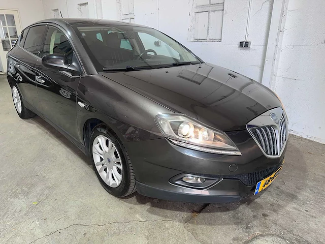 Lancia - delta - 1.4-16v oro - 48-jzz-5 - afbeelding 19 van  21