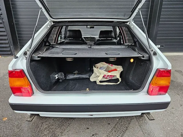 Lancia - delta - 2.0-16v hf integrale - yt-75-gj - origineel nederlands - afbeelding 4 van  36