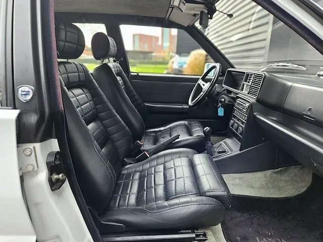 Lancia - delta - 2.0-16v hf integrale - yt-75-gj - origineel nederlands - afbeelding 15 van  36
