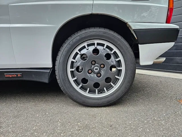 Lancia - delta - 2.0-16v hf integrale - yt-75-gj - origineel nederlands - afbeelding 21 van  36