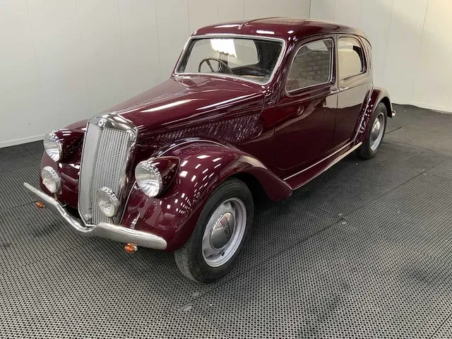 Lancia aprilla oldtimer - 1938 - afbeelding 1 van  40