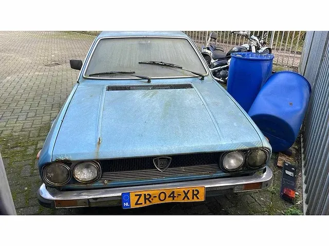 Lancia beta 2000 coupe klassieker! zr-04-xr - afbeelding 1 van  7