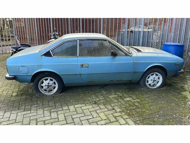 Lancia beta 2000 coupe klassieker! zr-04-xr - afbeelding 4 van  7