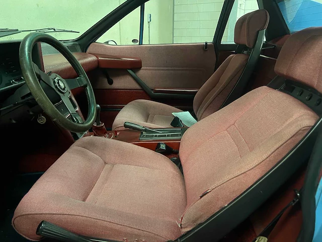 Lancia beta monte carlo 2.0 sport coupe 116pk 1976, 03-ye-38 - afbeelding 11 van  27