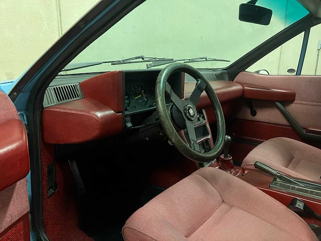 Lancia beta monte carlo 2.0 sport coupe 116pk 1976, 03-ye-38 - afbeelding 17 van  27