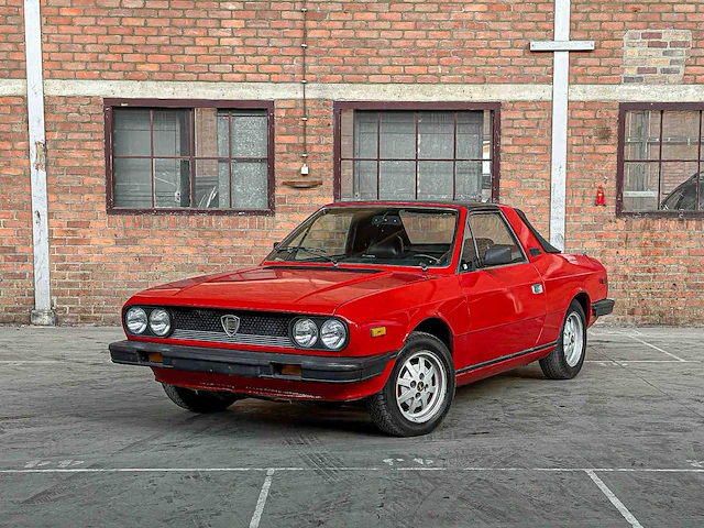 Lancia beta zagato spider 2.0 injection 120pk 1981 - afbeelding 12 van  32