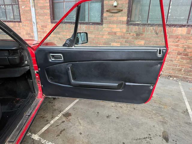 Lancia beta zagato spider 2.0 injection 120pk 1981 - afbeelding 19 van  32