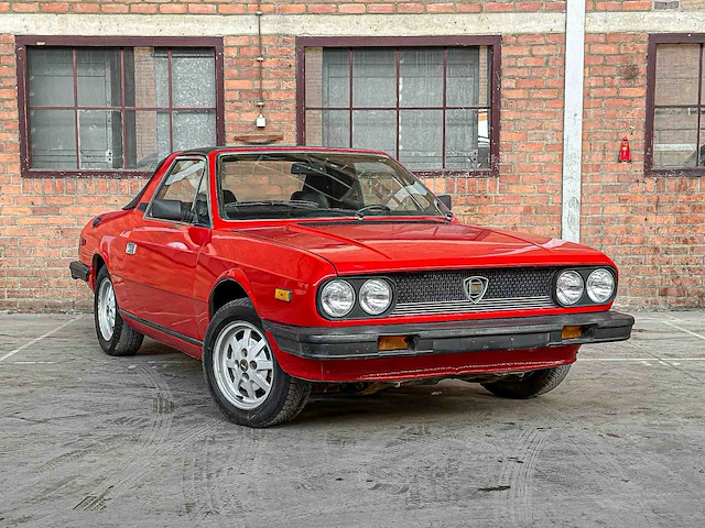 Lancia beta zagato spider 2.0 injection 120pk 1981 - afbeelding 30 van  32