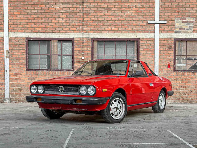 Lancia beta zagato spider 2.0 injection 120pk 1981 - afbeelding 1 van  32
