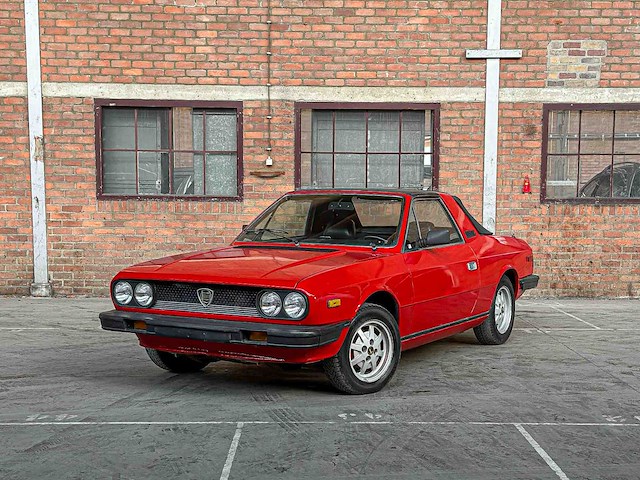 Lancia beta zagato spider 2.0 injection 120pk 1981 - afbeelding 23 van  32