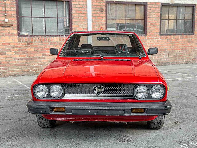 Lancia beta zagato spider 2.0 injection 120pk 1981 - afbeelding 28 van  32