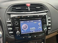 Lancia delta 1.4 m air platinum, 36-txd-3 - afbeelding 2 van  15