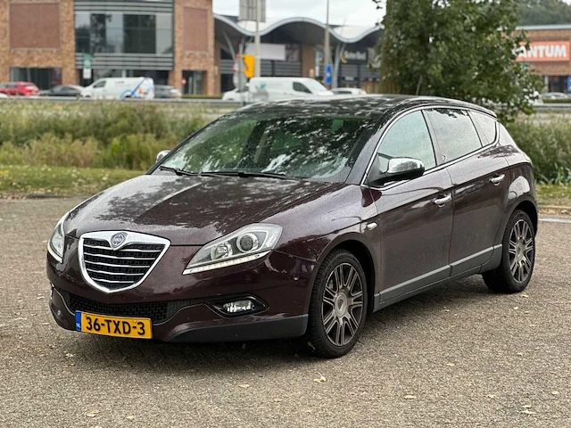 Lancia delta 1.4 m air platinum, 36-txd-3 - afbeelding 1 van  15