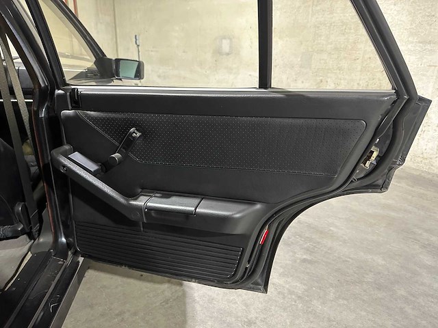Lancia delta integrale 2.0 16v 1991 - afbeelding 24 van  37
