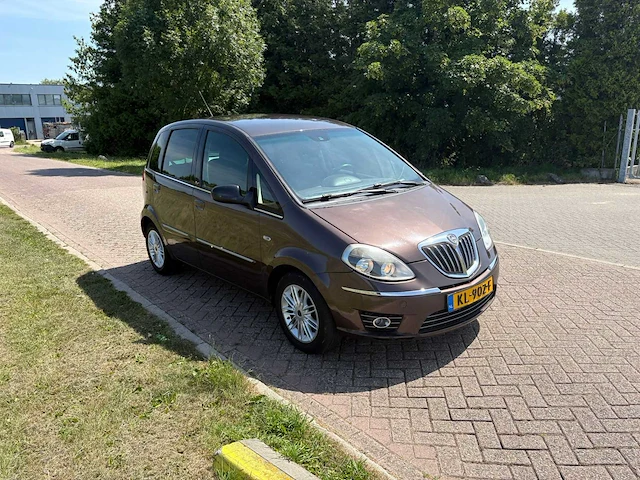 Lancia musa 1.4 16v gold s&s, kl-902-f - afbeelding 17 van  23