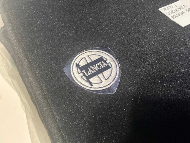 Lancia musa bologna zwart auto matten set (5x) - afbeelding 4 van  5