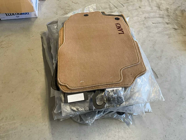 Lancia musa, ypsilon, phedra auto matten set (12x) - afbeelding 3 van  5