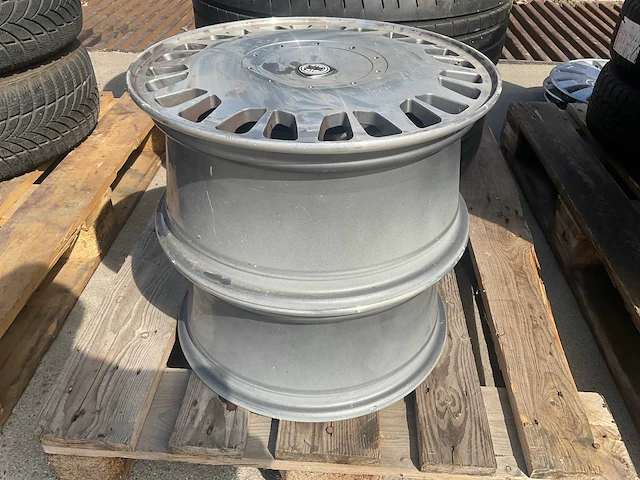 Lancia velg 7jx16h2-39 (2x) - afbeelding 5 van  9