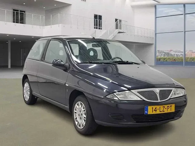 Lancia ypsilon 1.2 vanity, 14-lz-pt - afbeelding 8 van  15