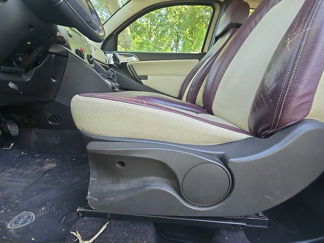 Lancia ypsilon 1.4-16v platino car 2007 | 68-xt-sk i - afbeelding 3 van  23