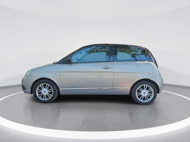 Lancia ypsilon 1.4-16v platino car 2007 | 68-xt-sk i - afbeelding 19 van  23