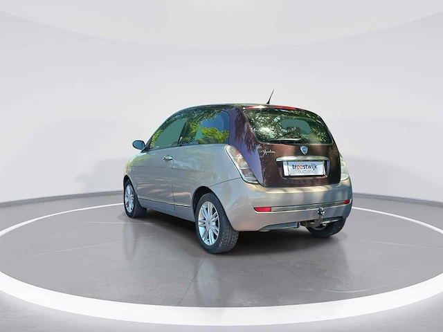 Lancia ypsilon 1.4-16v platino car 2007 | 68-xt-sk i - afbeelding 20 van  23