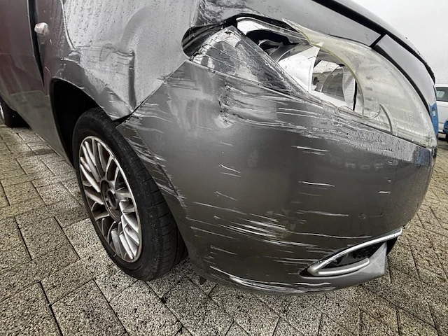 Lancia ypsilon 5p/d,2011 - afbeelding 15 van  29