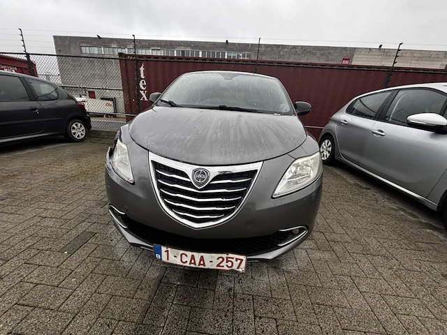 Lancia ypsilon 5p/d,2011 - afbeelding 12 van  29