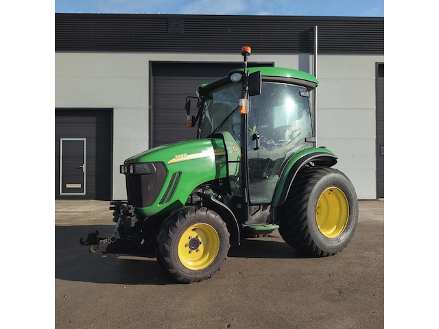 Land- of bosbouwtrekker, john deere, 3320, 2012 - afbeelding 1 van  41