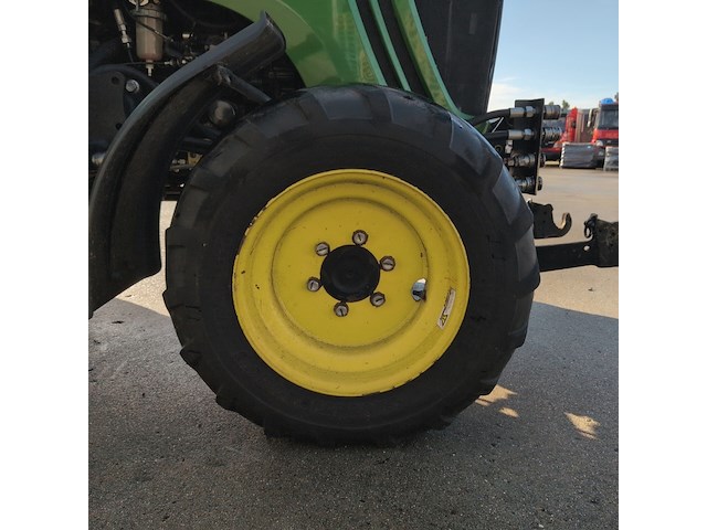 Land- of bosbouwtrekker, john deere, 3320, 2012 - afbeelding 18 van  41