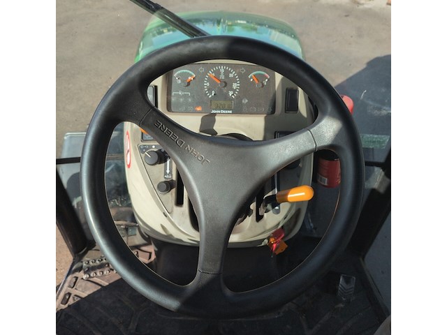 Land- of bosbouwtrekker, john deere, 3320, 2012 - afbeelding 24 van  41