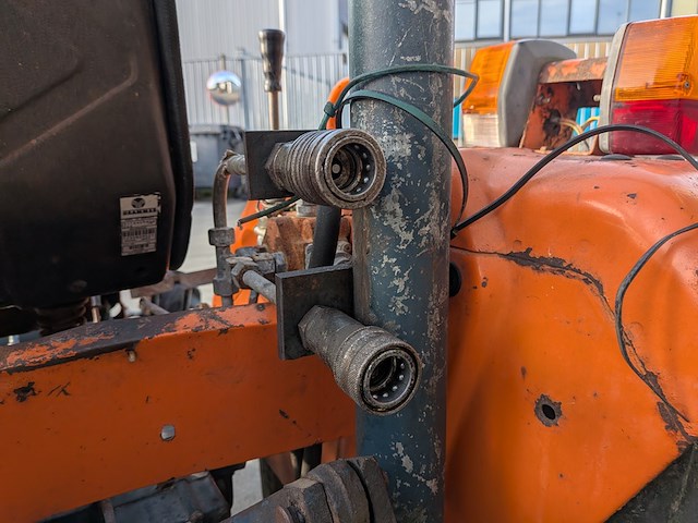 Land- of bosbouwtrekker kubota, d8200, bouwjaar 1987 - afbeelding 8 van  29