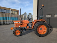 Land- of bosbouwtrekker kubota, d8200, bouwjaar 1987 - afbeelding 12 van  29