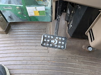 Land- of bosbouwtrekker met voorlader en grondbak john deere, 6230 premium, bouwjaar 2007 - afbeelding 37 van  46