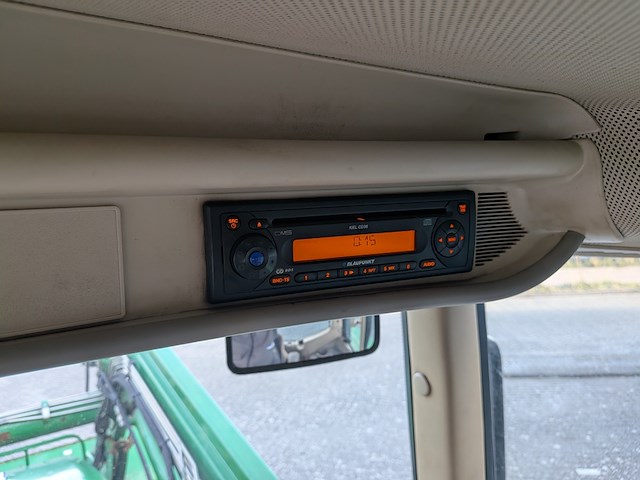 Land- of bosbouwtrekker met voorlader en grondbak john deere, 6230 premium, bouwjaar 2007 - afbeelding 39 van  46