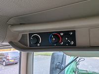 Land- of bosbouwtrekker met voorlader en grondbak john deere, 6230 premium, bouwjaar 2007 - afbeelding 40 van  46