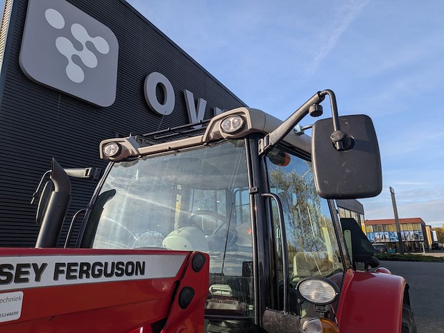 Land- of bosbouwtrekker met voorlader, massey ferguson, 5710 sl, 2016 - afbeelding 6 van  51