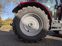 Land- of bosbouwtrekker met voorlader, massey ferguson, 5710 sl, 2016 - afbeelding 28 van  51