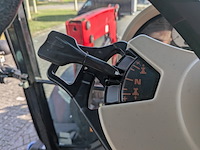 Land- of bosbouwtrekker met voorlader, massey ferguson, 5710 sl, 2016 - afbeelding 35 van  51