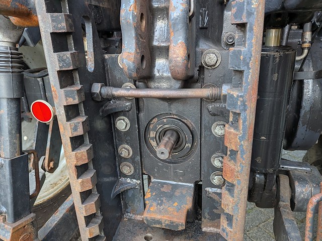 Land- of bosbouwtrekker, valmet, 6300, 1986 - afbeelding 13 van  42