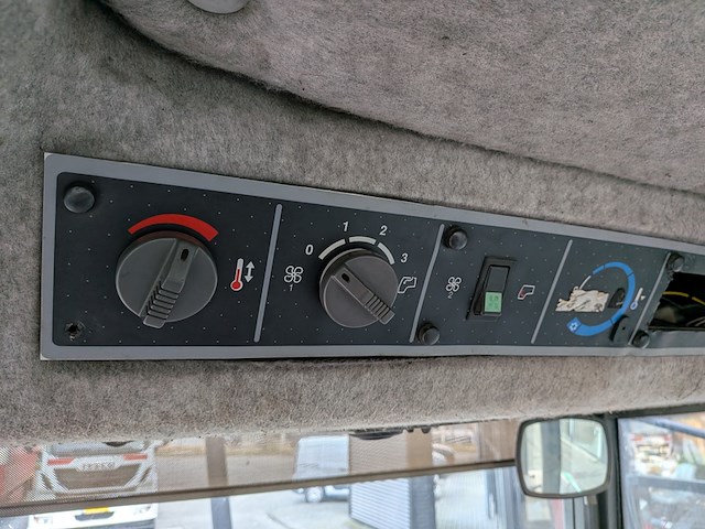 Land- of bosbouwtrekker, valmet, 6300, 1986 - afbeelding 35 van  42