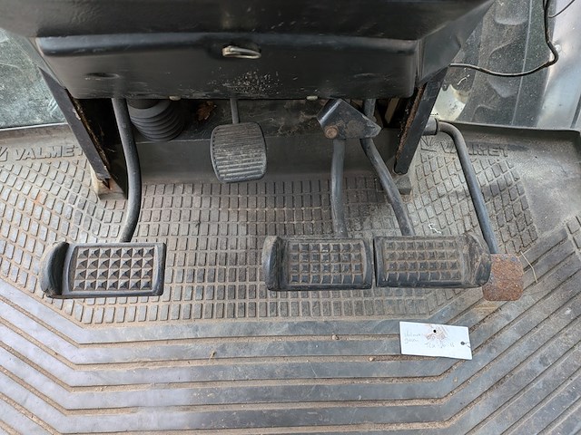 Land- of bosbouwtrekker, valmet, 6300, 1986 - afbeelding 36 van  42