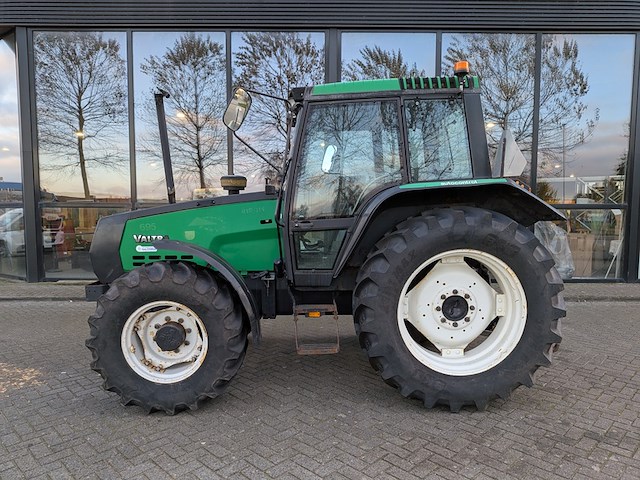 Land- of bosbouwtrekker, valmet, 6300, 1986 - afbeelding 41 van  42