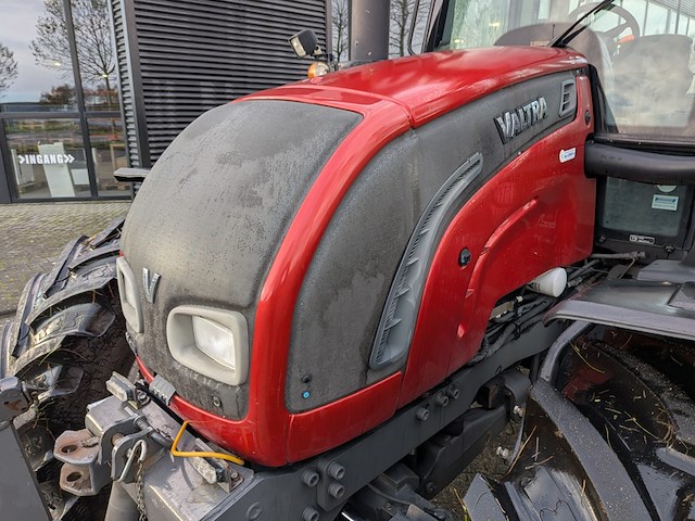Land- of bosbouwtrekker, valtra, n142, 2013 - afbeelding 7 van  51