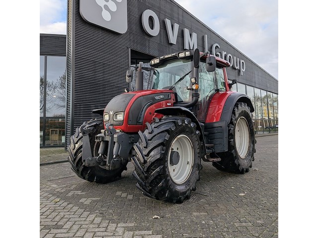 Land- of bosbouwtrekker, valtra, n142, 2013 - afbeelding 1 van  51