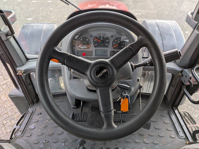 Land- of bosbouwtrekker, valtra, n142, 2013 - afbeelding 25 van  51